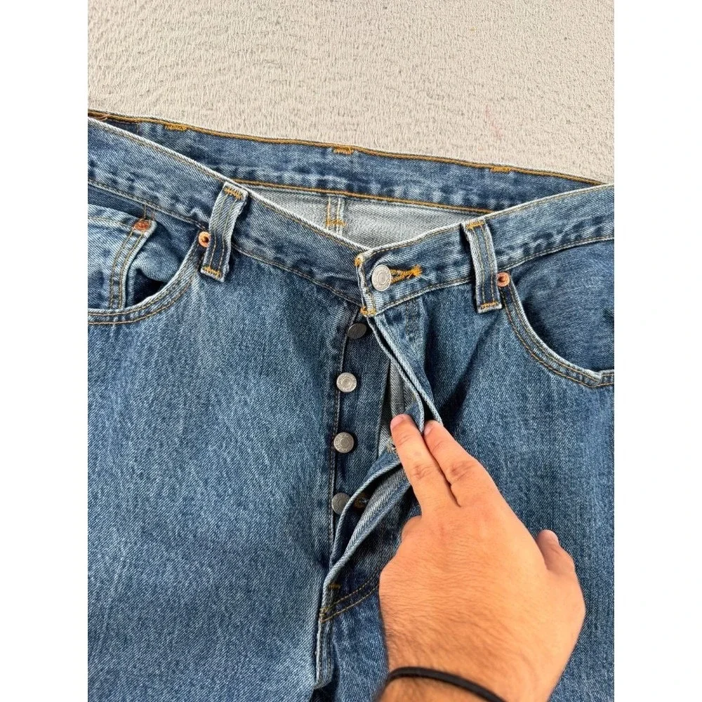 Levi's 501 Jeans Mens 38x33 Medium Wash Button Fly Denim Straight Leg